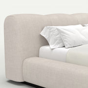 Celine Bed 04