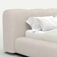 Celine Bed 04