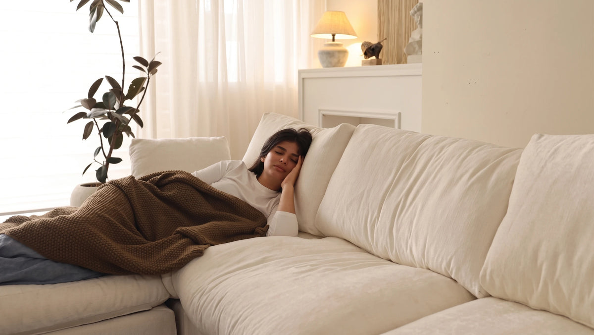 SF142 sofa: lounging comfort