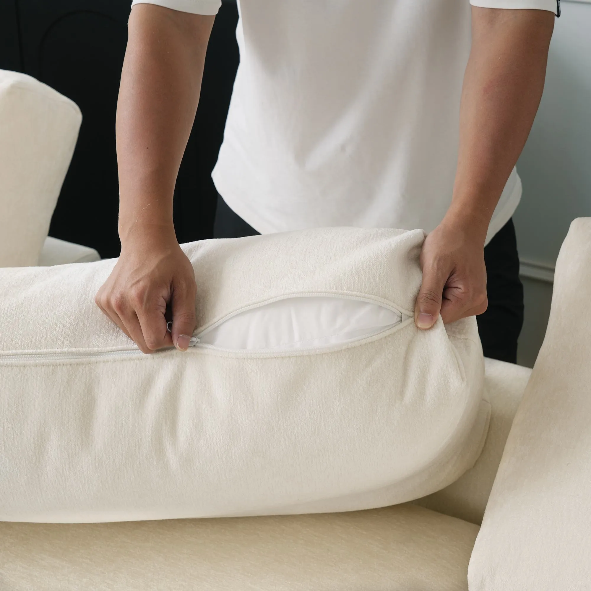 http://142%20Beige%20Sofa%20Details%20(1)