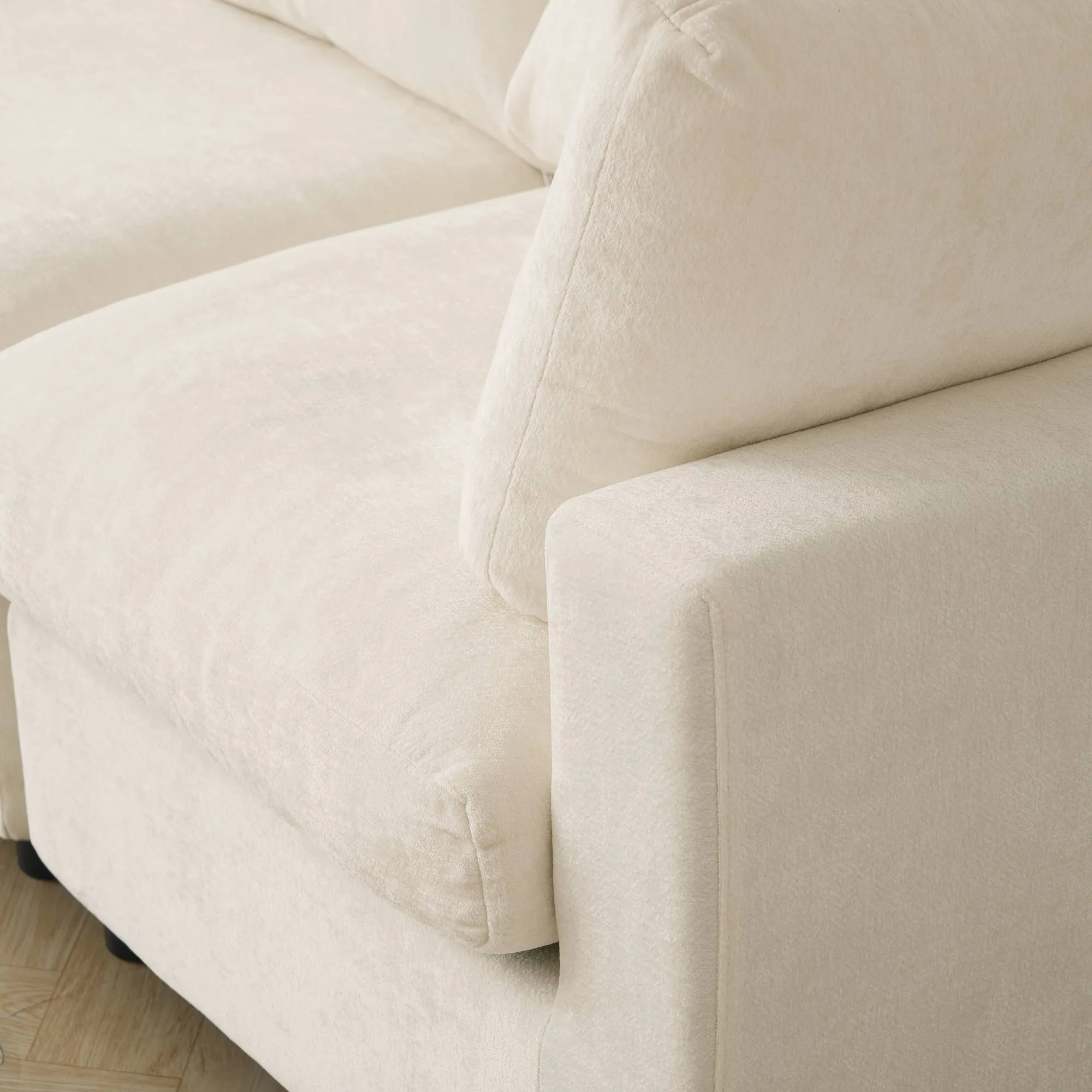 http://142%20Beige%20Sofa%20Details%20(7)