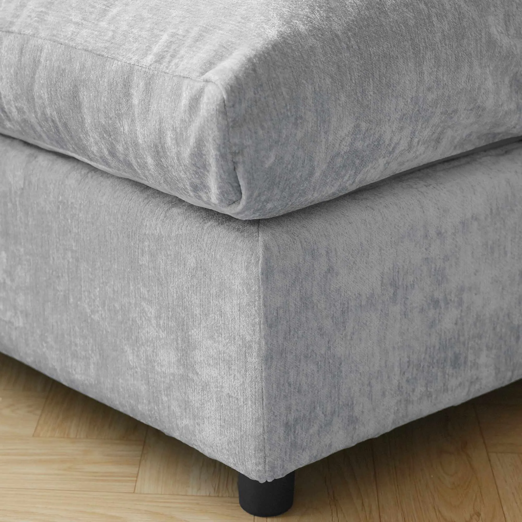 http://142%20Light%20Grey%20Sofa%20Cloud%20Sofa%20Sectional%20Details%20(4)