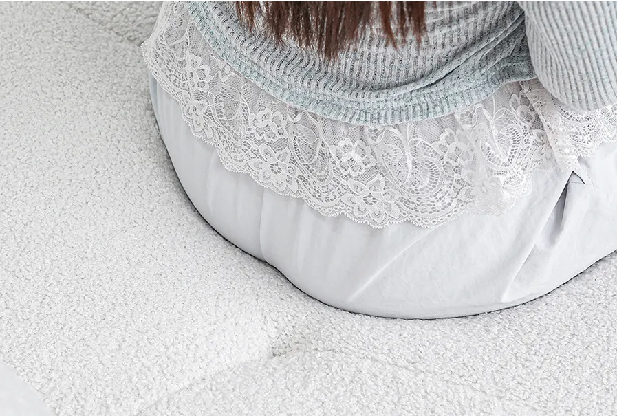 Bubble Curve Sofa high-density foam filling detail