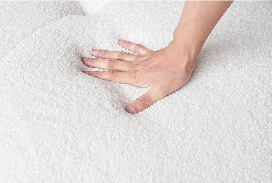 Bubble Curve Sofa skin-friendly sherpa fabric detail