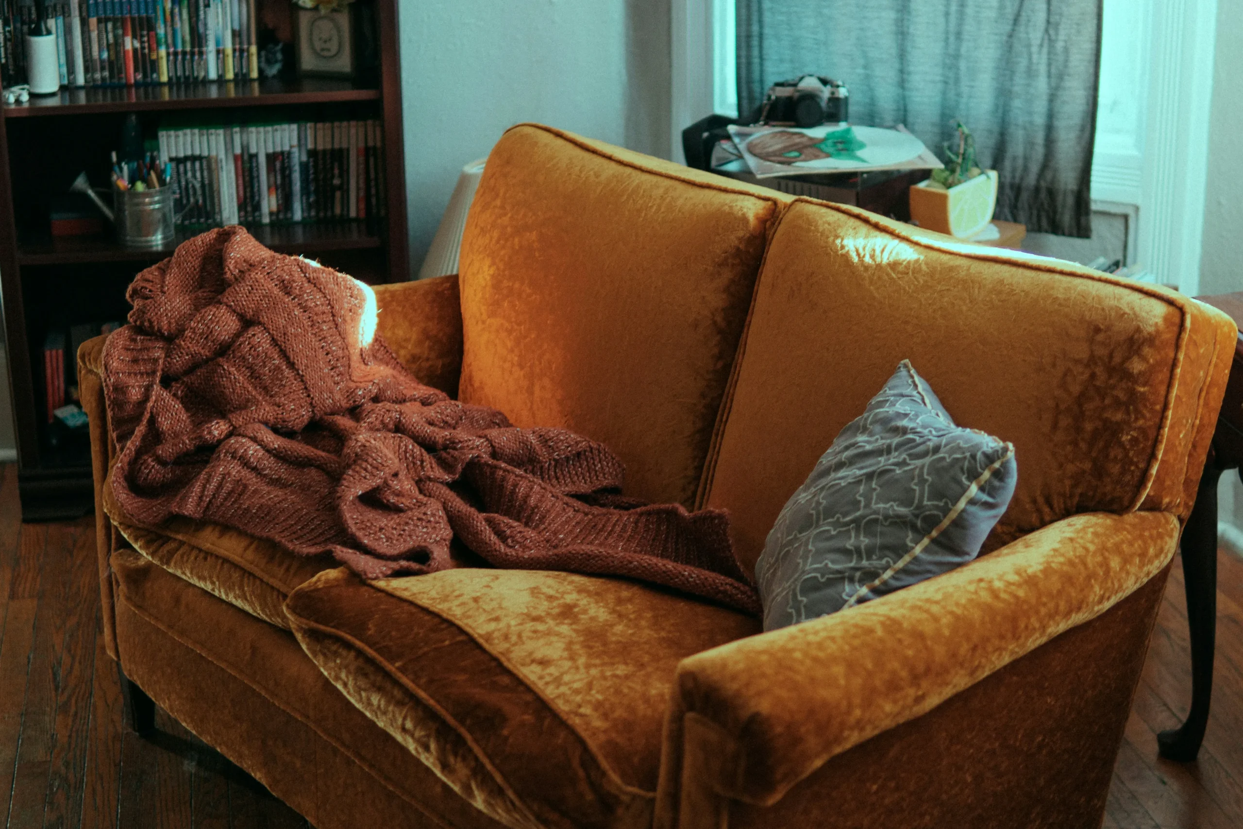 Why a Washable Sofa Is Ideal for Households with Elderlies